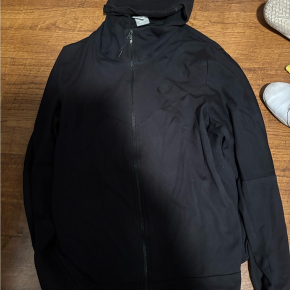 Nike Other - Mens Nike Tech Size Large